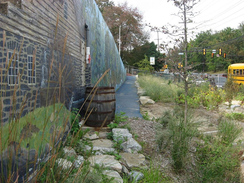 rain barrel